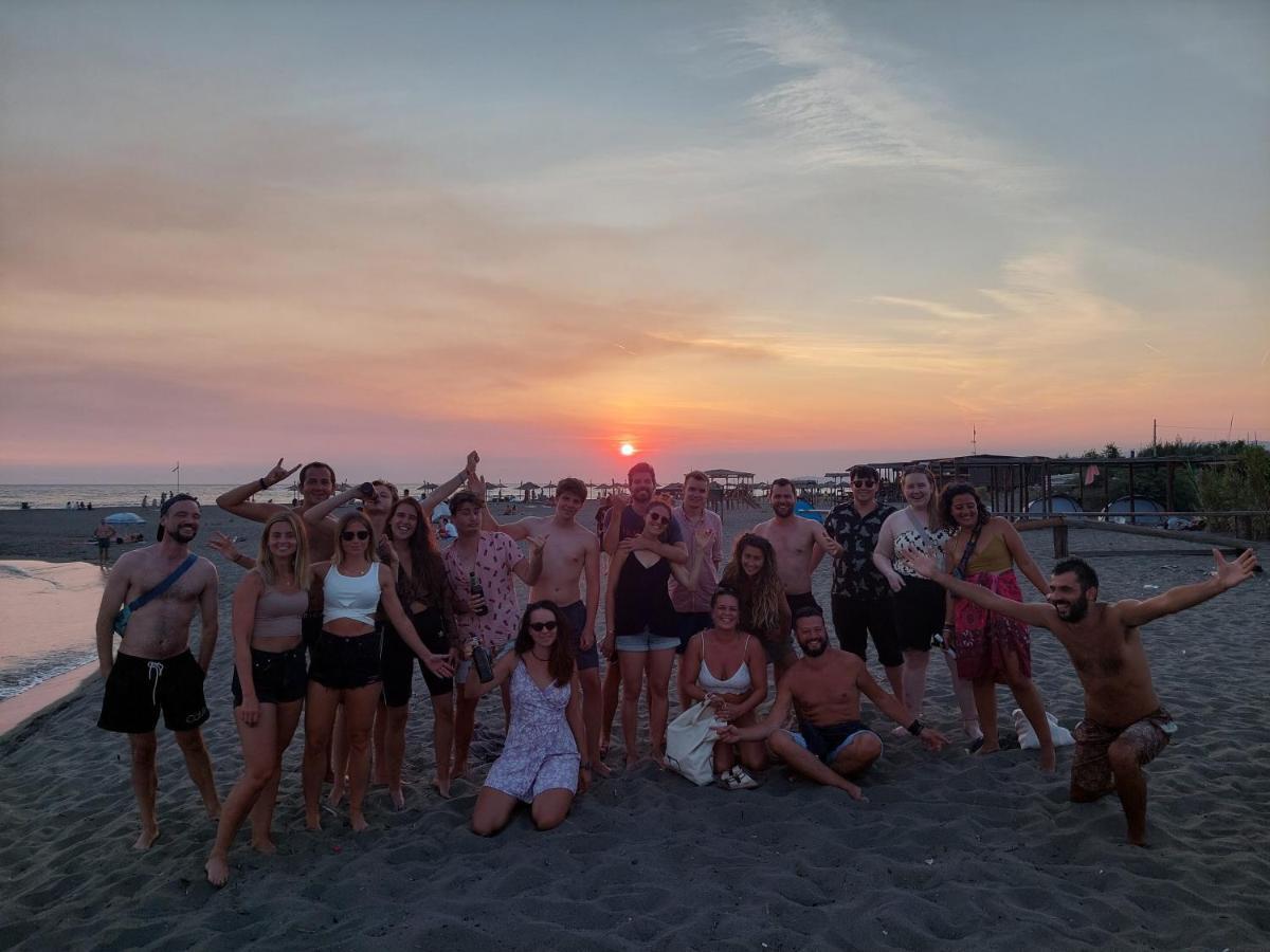 Хостел Pirate Backpackers Улцинь Екстер'єр фото