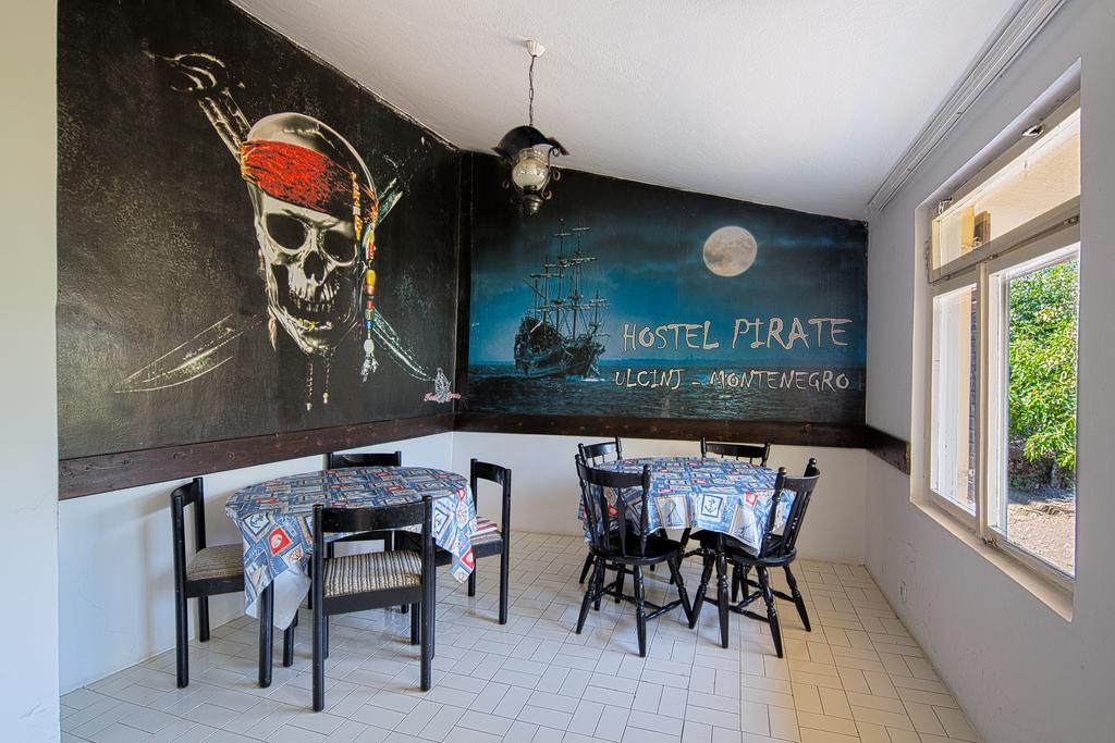 Хостел Pirate Backpackers Улцинь Екстер'єр фото